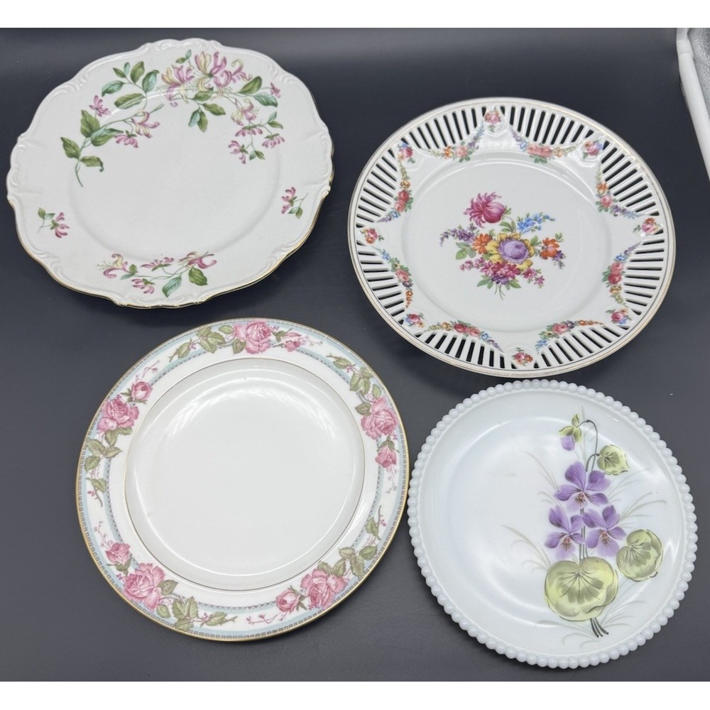 Lot Of 4 Vintage Floral Plates With Hangers Mismatched Cottagecore Wall Decor